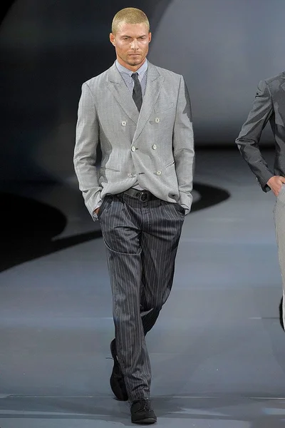 Look 2